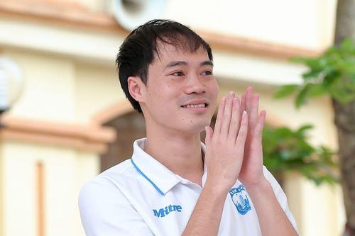 Văn Toàn đổi đời