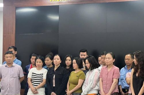 Triệt phá đường dây 'chạy' bệnh án tâm thần, khởi tố 40 bị can
