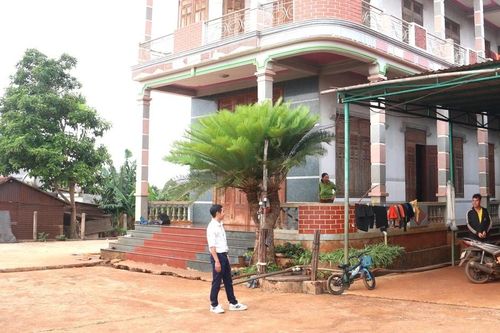 Khởi sắc làng Tơ Drăh