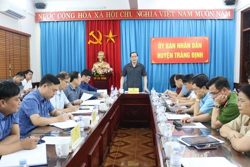 Kiểm tra công tác chuẩn bị triển khai mô hình chính quyền địa phương 2 cấp tại huyện Tràng Định
