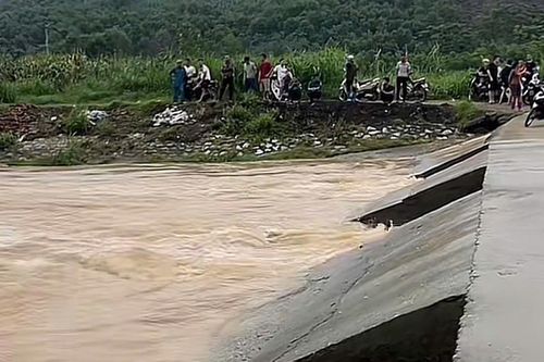 Một người mất tích khi đi qua ngầm tràn