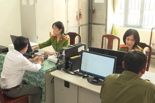 Tạm ngưng cấp đổi giấy phép lái xe tại các điểm thuộc quận, huyện, thị xã
