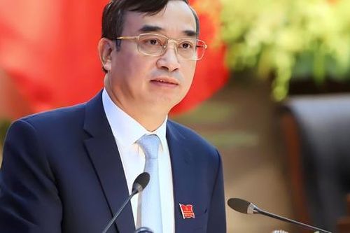 Chủ tịch UBND TP Đà Nẵng nghỉ hưu trước tuổi