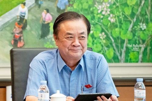 Đã là tình trạng khẩn cấp, sao phải chờ trình tự, thủ tục?