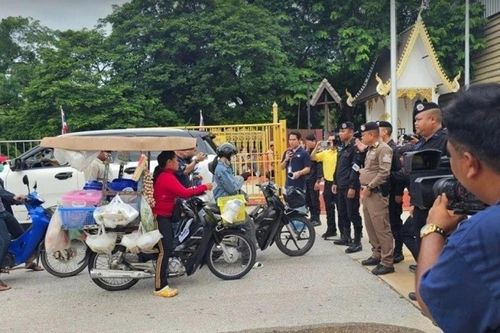 Thái Lan cấm xe máy Campuchia qua cửa khẩu biên giới