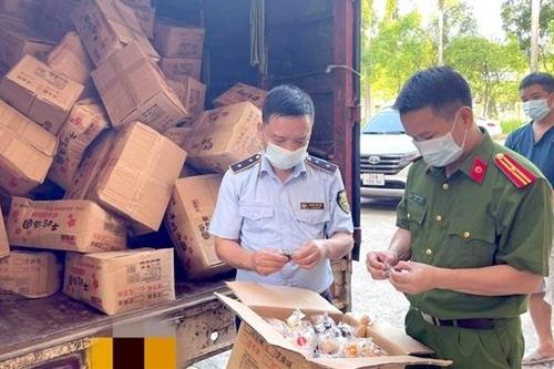 Khởi tố 1.899 vụ với 3.271 bị can buôn lậu, gian lận thương mại, hàng giả, xâm phạm quyền sở hữu trí tuệ