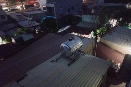 Phát hiện bộ xương người trong bồn nước trên mái nhà ở Đồng Nai