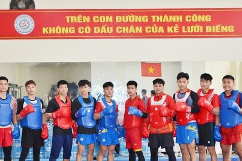 Chế độ đãi ngộ huấn luyện viên, vận động viên: Chờ một 'cú hích'