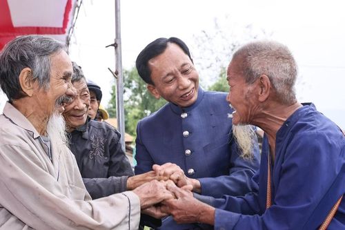 'Phúc cho ai xây dựng hòa bình'