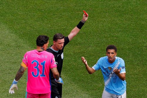 Sao Man City không được giảm án