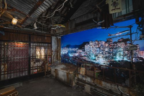 Tái hiện 'thành phố bóng tối' u ám nhất Hong Kong