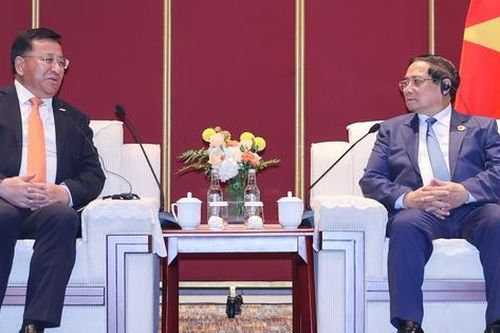Thủ tướng tiếp lãnh đạo 3 tập đoàn hàng đầu Trung Quốc về đường sắt và hạ tầng giao thông