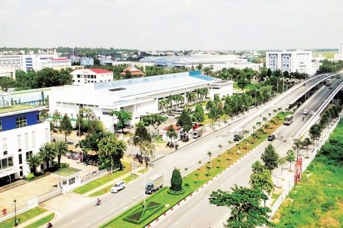 Tiên phong triển khai, ứng dụng hệ sinh thái năng lượng tái tạo xanh