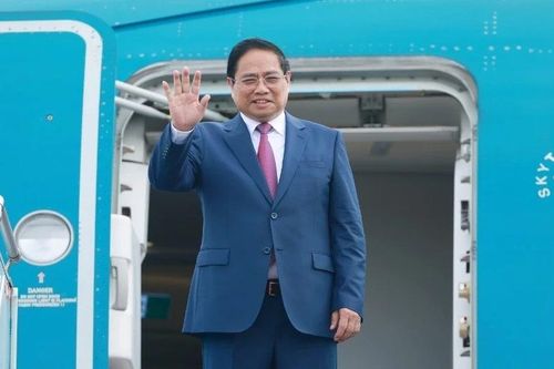Thủ tướng Phạm Minh Chính tới Thiên Tân bắt đầu tham dự Hội nghị WEF 16 Thiên Tân và làm việc tại Trung Quốc