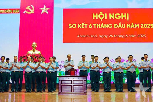 Trường Sĩ quan Không quân sơ kết công tác 6 tháng đầu năm