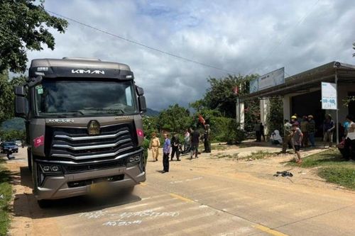 Tai nạn nghiêm trọng làm 4 trẻ nhỏ thương vong