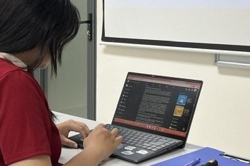 Giáo dục truyền thông phê phán: Lá chắn cho người trẻ trong thời đại số