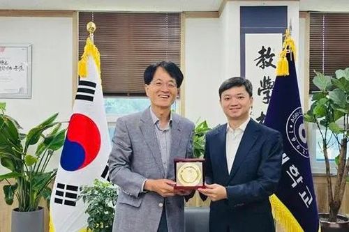 Thanh niên Việt Nam tham dự chương trình đào tạo nông nghiệp tiên tiến, giao lưu tại Hàn Quốc