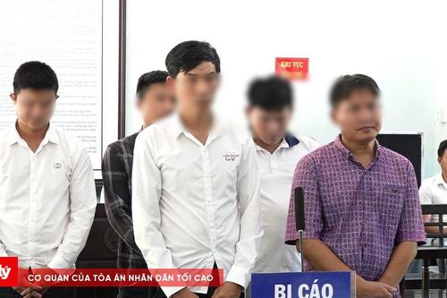 Tổ chức cho 235 người trốn ra nước ngoài, 5 bị cáo lĩnh hơn 25 năm tù