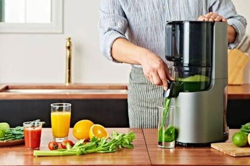 Máy ép chậm và máy ép thường: Đâu là lựa chọn đáng tiền?