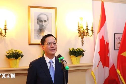 Người Việt tại Canada duy trì văn hóa truyền thống hướng về Tổ quốc
