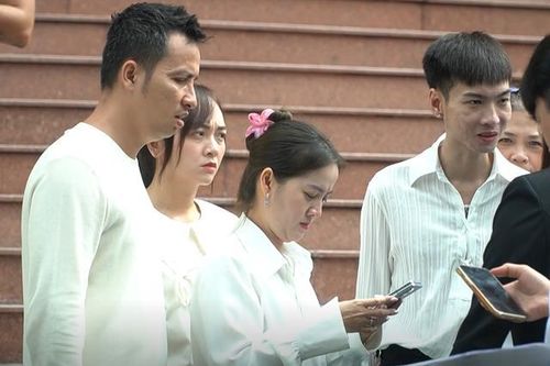Lý do hoãn xét xử vụ tranh chấp di sản thừa kế của cố nghệ sĩ Vũ Linh