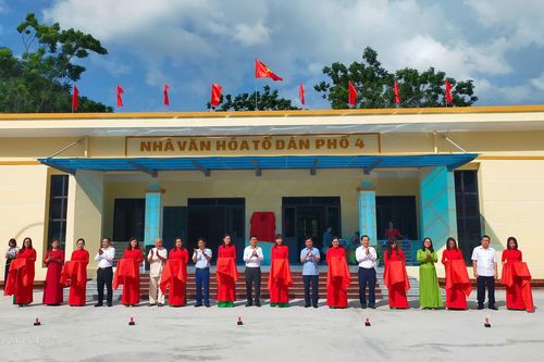 Khánh thành Nhà văn hóa thị trấn Mường Ảng