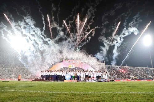 V.League 2024-2025: Gây cấn đến phút cuối