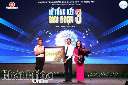 Tổng kết giai đoạn 3 Chương trình Người dân Khánh Hòa nói tiếng Anh