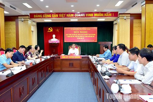 Chủ động làm tốt công tác kiểm tra, giám sát phục vụ tổ chức thành công Đại hội Đảng các cấp