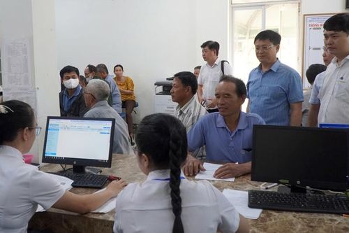 Kiểm tra công tác chuẩn bị vận hành mô hình chính quyền địa phương hai cấp tại Phong Điền