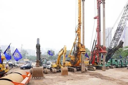 Hà Nội: Nhiều bất cập đảm bảo an toàn tại công trường nút giao gần 2.400 tỷ đồng