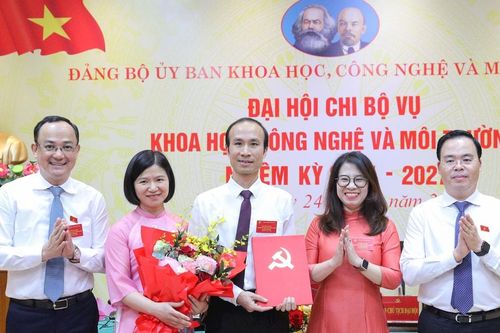 Đại hội Chi bộ Vụ Khoa học, Công nghệ và Môi trường nhiệm kỳ 2025 - 2027