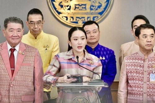 Thủ tướng Thái Lan sẵn sàng ra tòa làm rõ cuộc điện đàm với ông Hun Sen