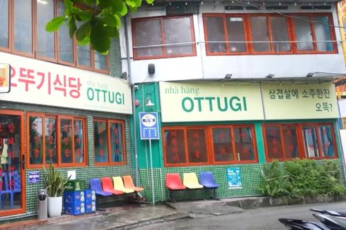 Những góc phố Hàn Quốc ở Hà Nội