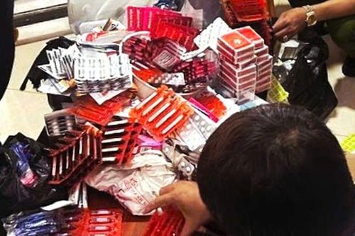Rùng mình lô thuốc tây hết hạn vẫn ngang nhiên bán ra thị trường