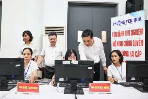 Hà Nội công bố bộ máy mới của 126 xã, phường vào sáng 30/6