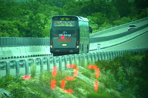 Phạt tài xế xe giường nằm 'lao' 127km/h trên cao tốc Cam Lâm- Vĩnh Hảo