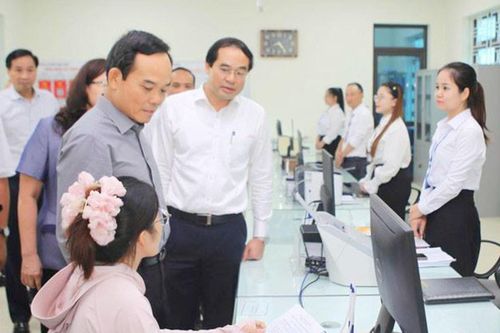 Gần 2.000 cán bộ Lào Cai, Yên Bái được xem xét giải quyết chế độ