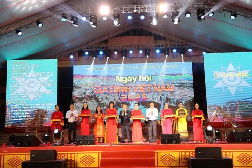 Khai mạc Ngày hội Gia đình Việt Nam năm 2025