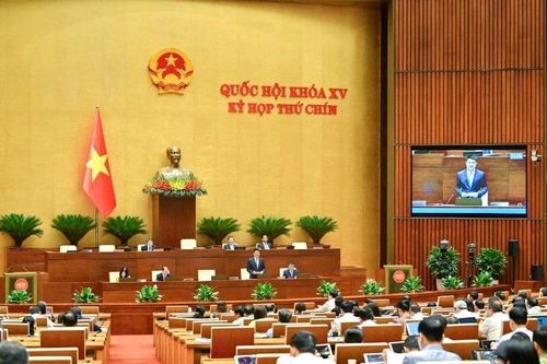 Xây dựng nền công vụ thống nhất, liên thông, đồng bộ từ Trung ương đến cấp xã