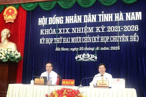 Hội đồng nhân dân tỉnh Hà Nam thông qua 10 nghị quyết về phát triển kinh tế-xã hội