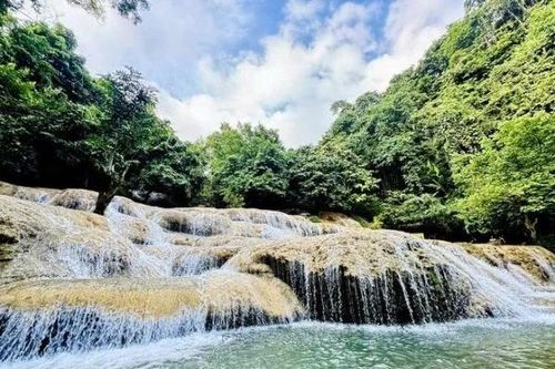 Trốn nóng lên rừng, khám phá 'nàng thơ' thác Mây