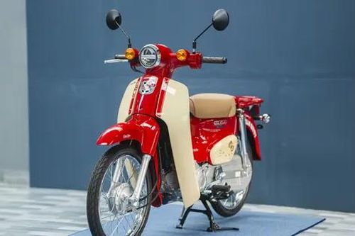 Honda Super Cub bản giới hạn được đưa về Việt Nam