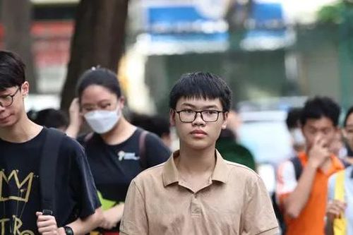 Trường THCS và THPT Nguyễn Tất Thành công bố điểm thi, điểm chuẩn vào lớp 10