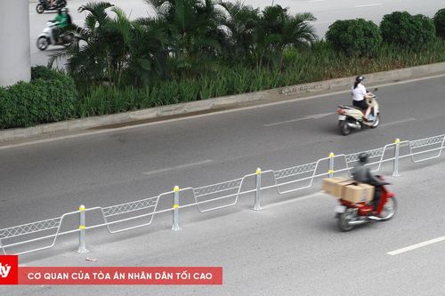 Phân làn giao thông: Khi trật tự bắt đầu từ những rào chắn đầu tiên
