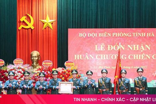 Lập thành tích xuất sắc, Bộ đội Biên phòng Hà Tĩnh đón nhận Huân chương Chiến công hạng Nhì
