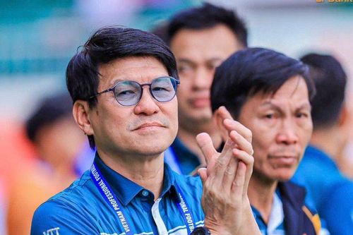 HAGL chiêu mộ 3 tiền đạo, có cả ngôi sao tuyển Việt Nam