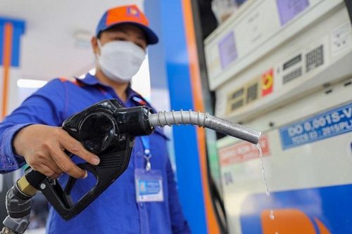 Giá xăng dầu hôm nay 25/6: Tăng mạnh trở lại