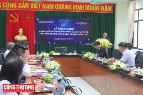 Bộ Công Thương nâng cao năng lực ứng dụng chuyển đổi số cho cán bộ, công chức